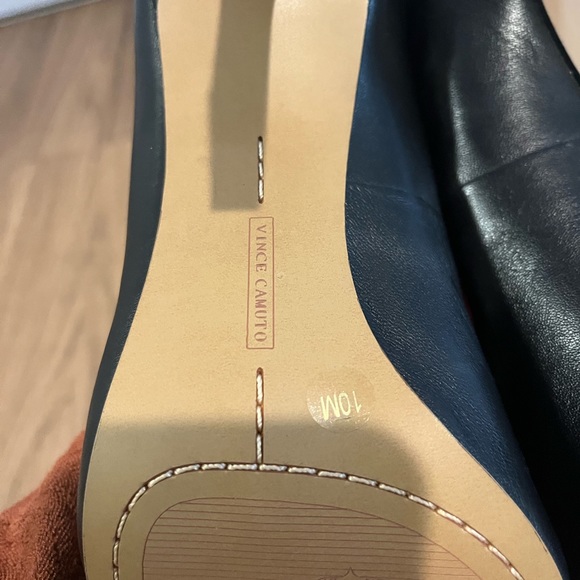Brand new Vince Camuto Heels - Picture 5 of 6